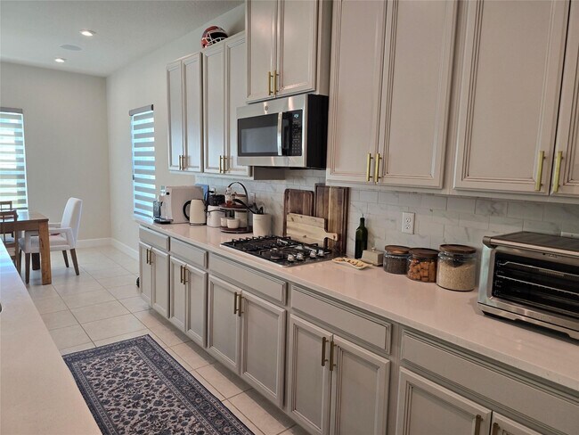 Building Photo - 19206 Rolling Acrs Rd