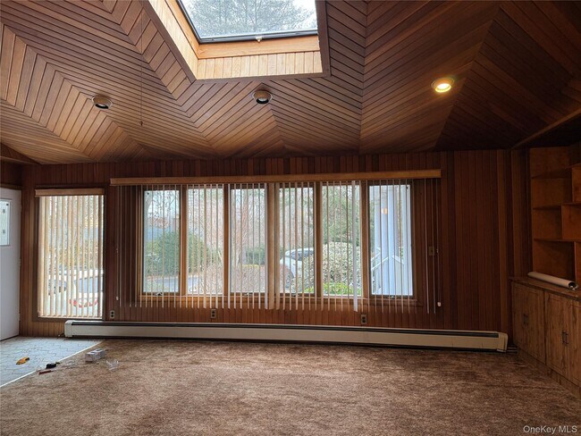 Building Photo - 1926 Midlane Rd