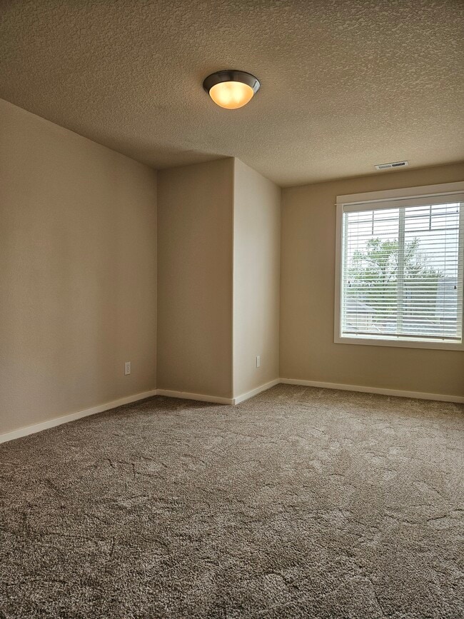 Building Photo - 14883 SE Marci Way