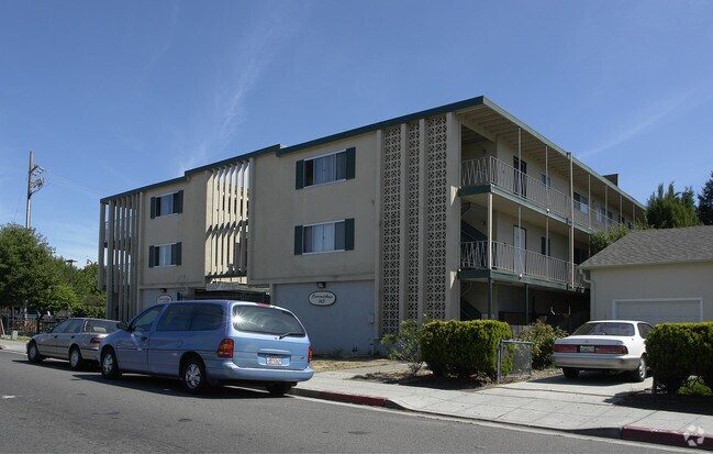Building Photo - Carwood Arms Apartments