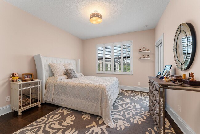 Building Photo - 5155 SW Longspur Ln