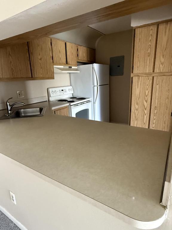 Building Photo - 1627 S Pine Ridge Cir