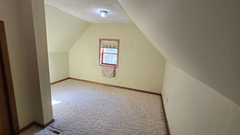 Building Photo - 336 2nd Ave S