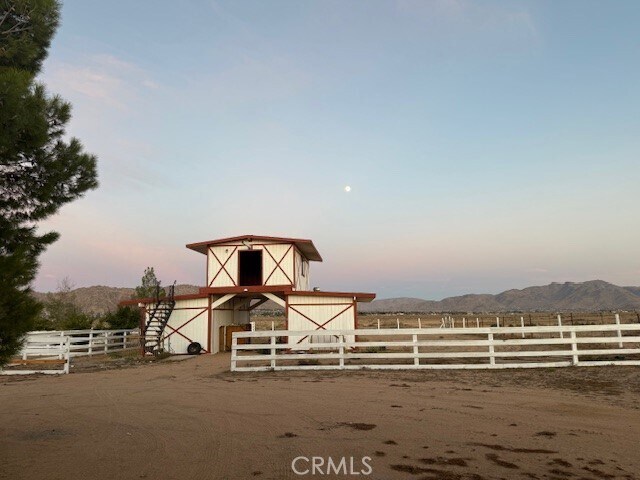 Building Photo - 16100 Navajo Rd