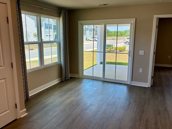 Building Photo - 3 Bedroom 2.5 Bathrooms in Anderson Farms Calabash