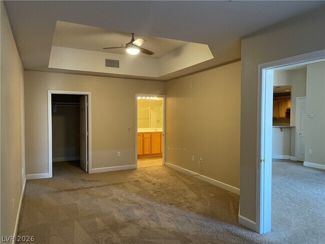 Building Photo - 75 E Agate Ave