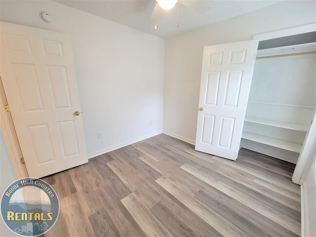 Building Photo - 186 Grandfather Farms Rd