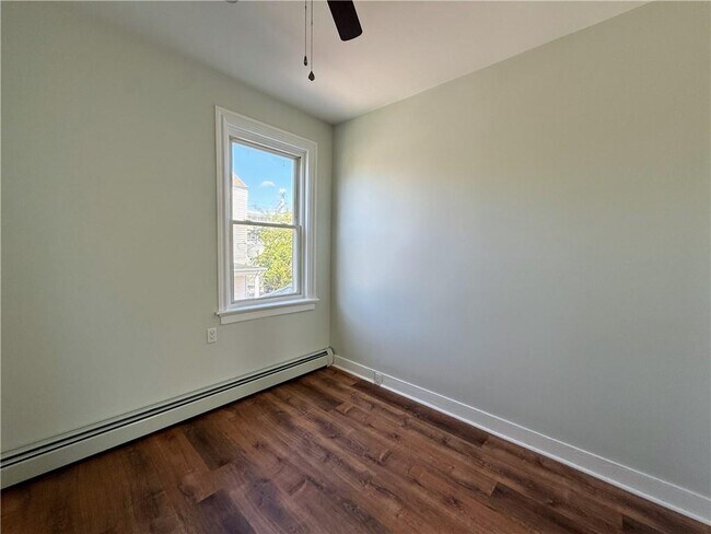 Building Photo - 52 Erastus St