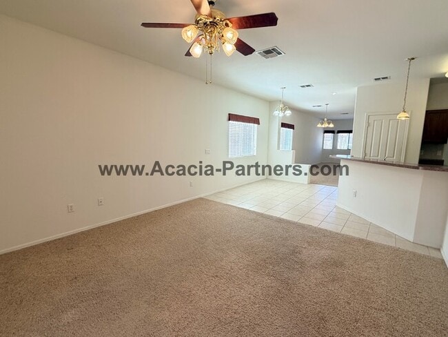 Building Photo - Three Bedroom  Home in Continental Reserves