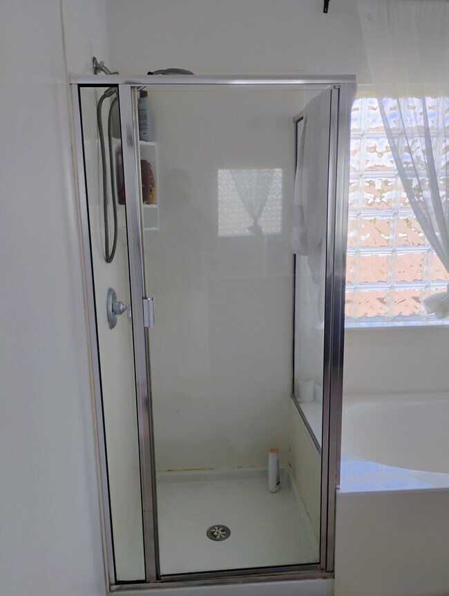 Building Photo - 11121 Silo Valley Dr