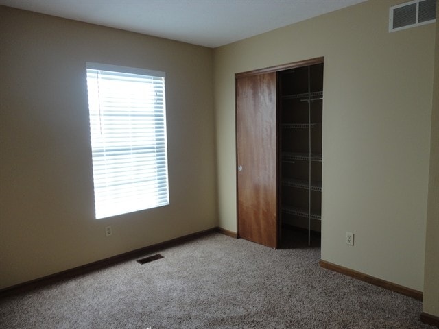 Building Photo - 7128 Brookstone Dr