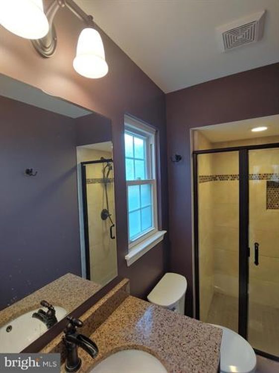 Building Photo - 13533 Ambassador Dr