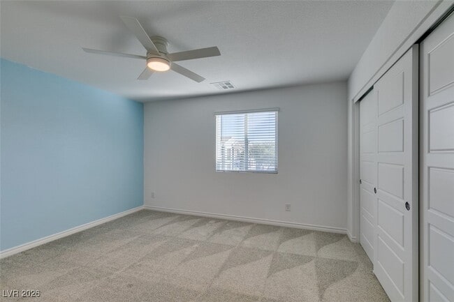 Building Photo - 6254 Foxes Dl St