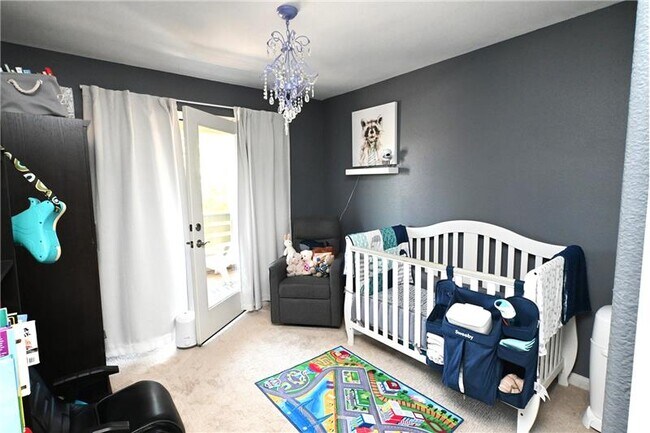 Building Photo - 930 Prism Dr