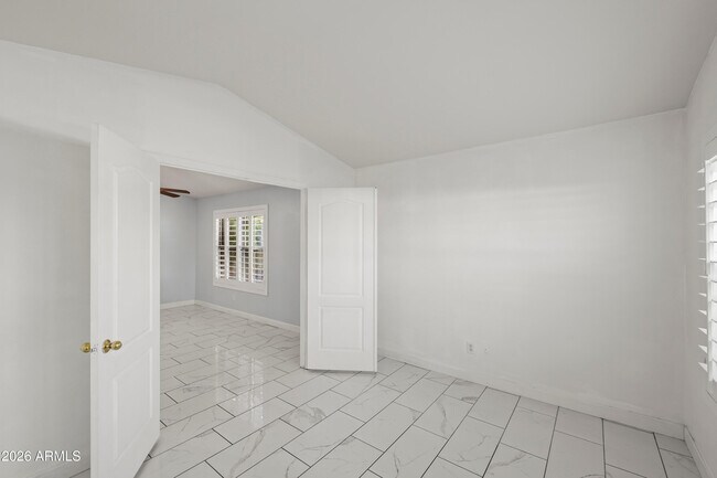 Building Photo - 1940 N 128th Dr