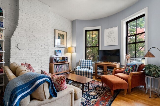 Building Photo - 406 Columbus Ave