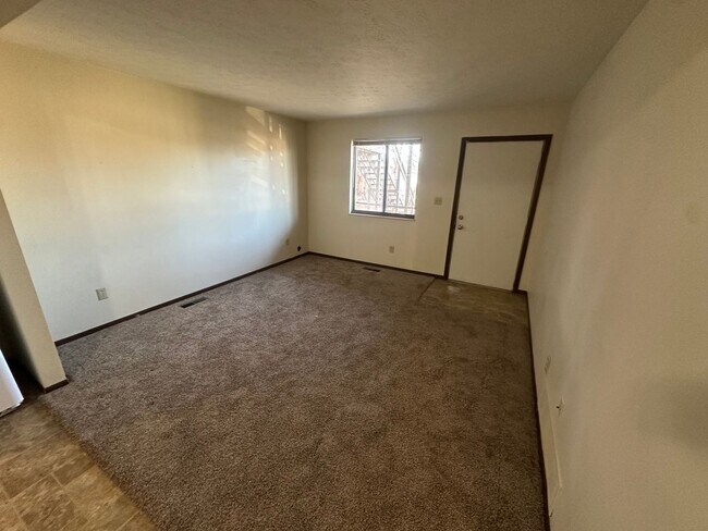 Building Photo - 1202 19th St