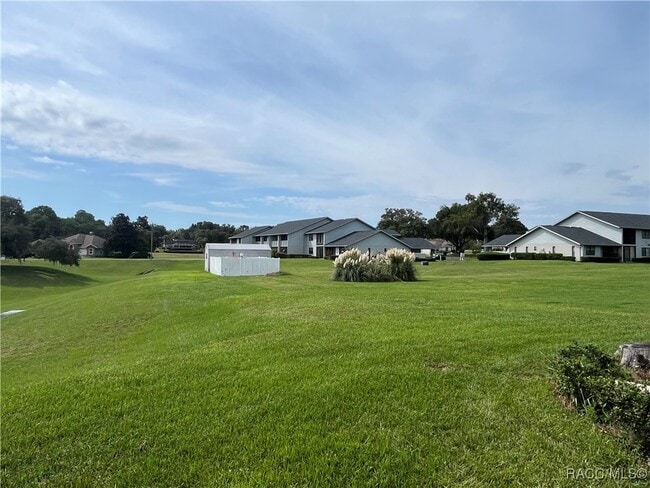 Building Photo - 810 E Gilchrist Ct