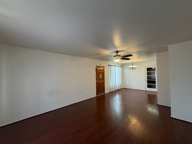 Building Photo - 4712 Palo Duro Ave NE