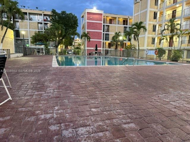 Building Photo - 9280 Fontainebleau Blvd