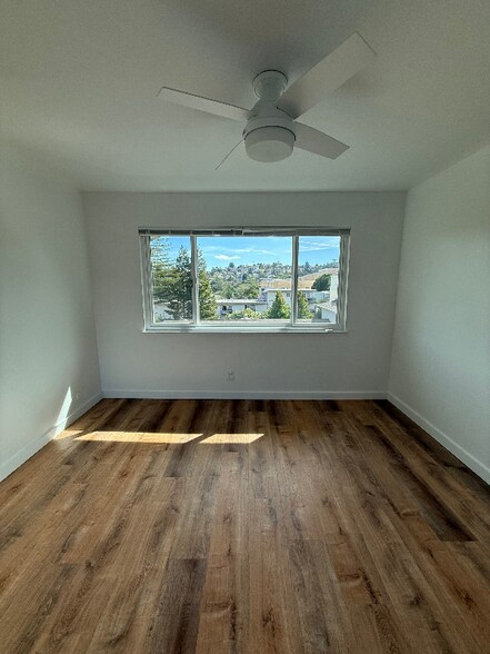 Building Photo - 1205 Geraldine Way