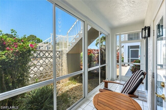 Building Photo - 832 Tanbark Dr