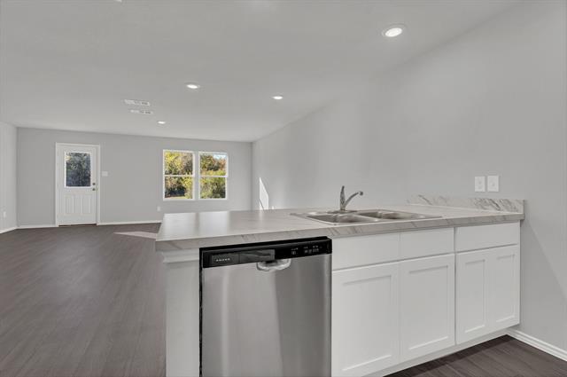 Building Photo - 135 Sienna Dr