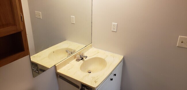 Building Photo - 138 Woodhill Dr