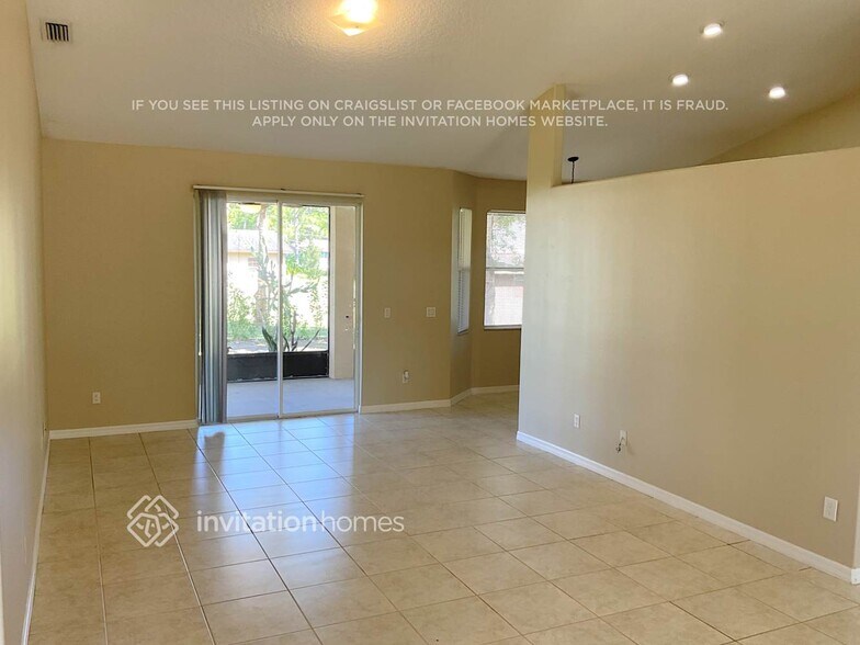 Building Photo - 757 Cleaves St SE