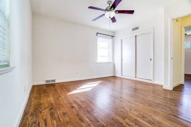 Building Photo - 6721 Vada Dr