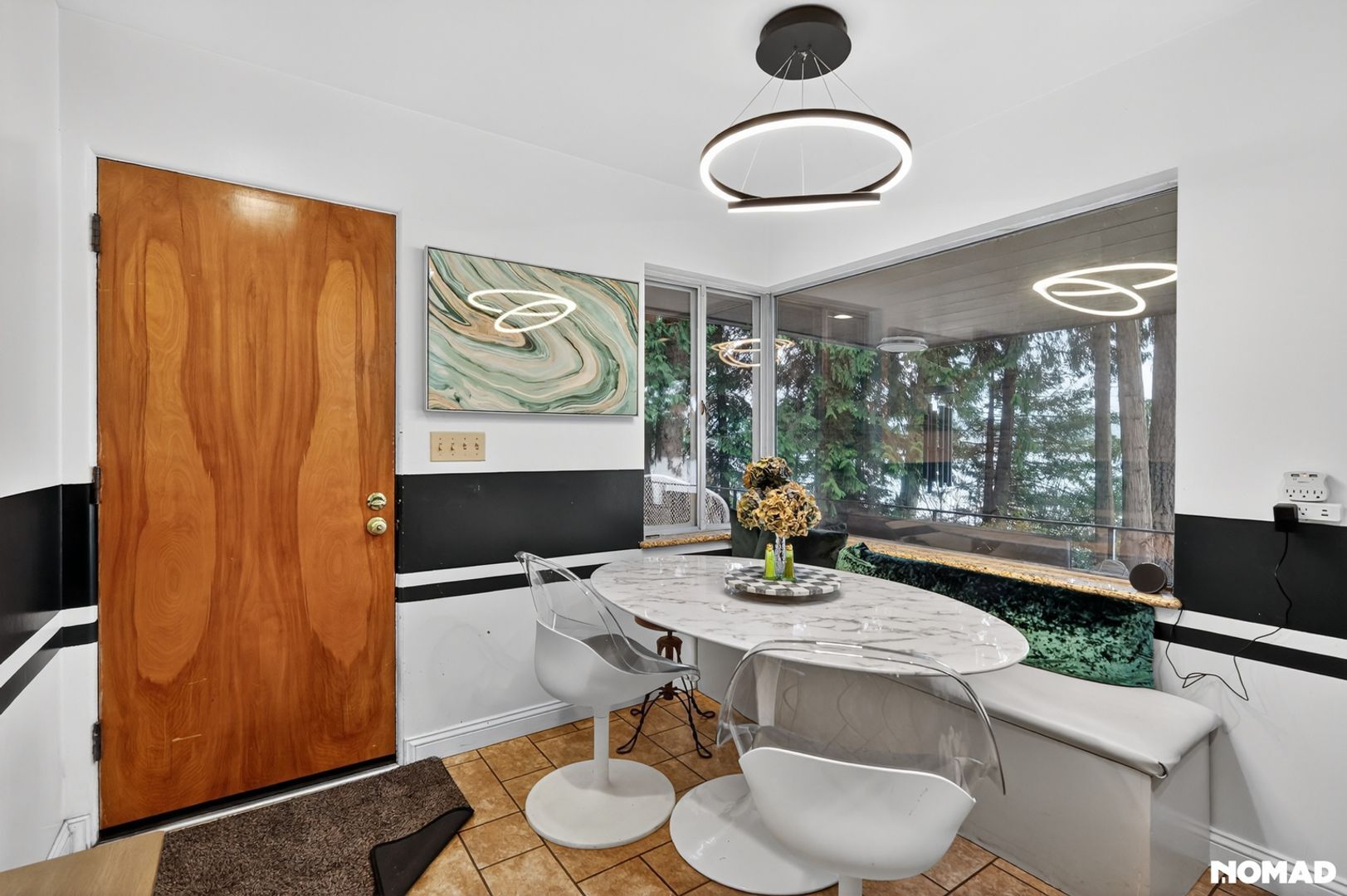 Building Photo - 28790 WA-104