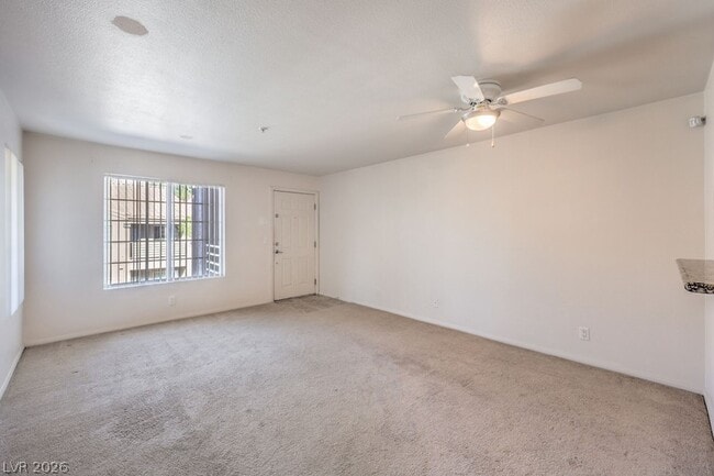 Building Photo - 2111 Sealion Dr