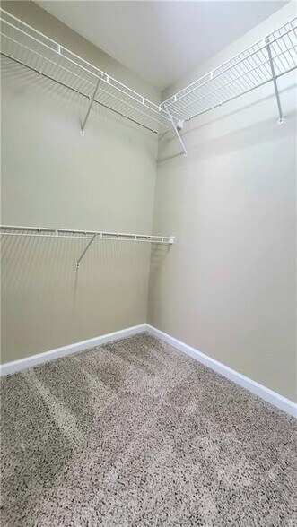 Building Photo - 2945 Millwater Crossing NE