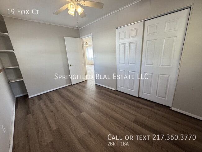 Building Photo - 19 Fox Ct