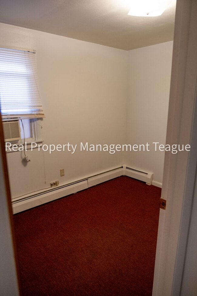 Building Photo - 6 Indiana Ave