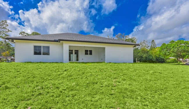 Building Photo - 13177 47th Ct N