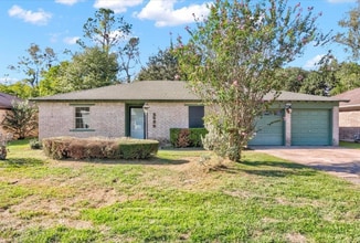 Building Photo - 5585 Scenic Dr