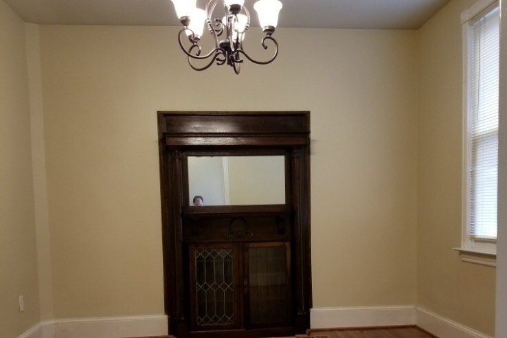 Building Photo - 1501 G St SE