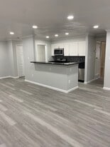 Building Photo - 567 Wilson Bridge Dr