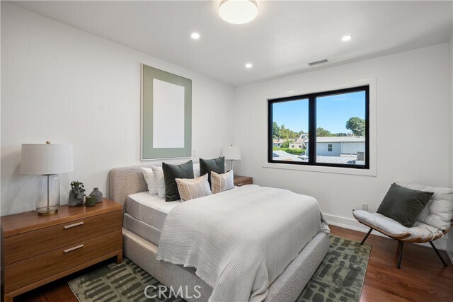 Building Photo - 14519 Greenleaf St