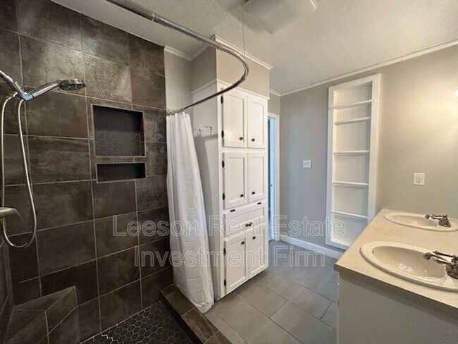 Building Photo - 2914 Bolch St