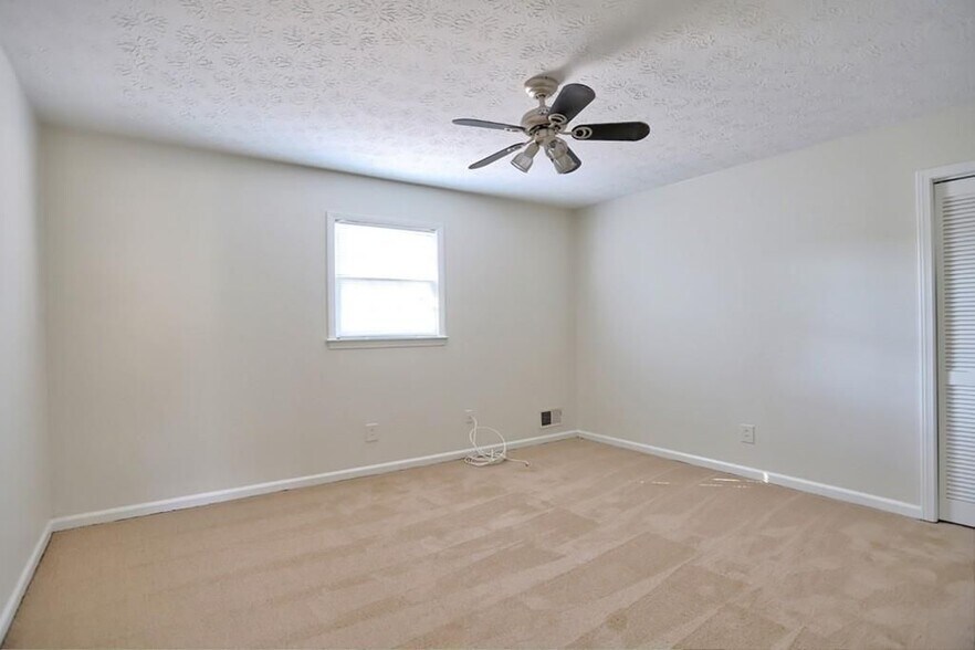 Building Photo - 2640 Tritt Ln