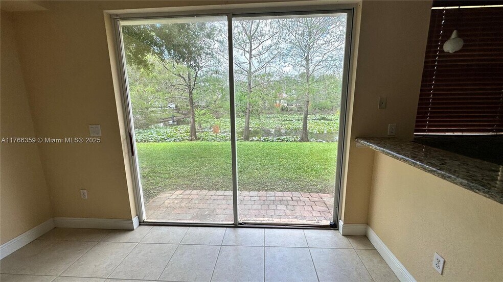 Building Photo - 6543 Hidden Cove Dr