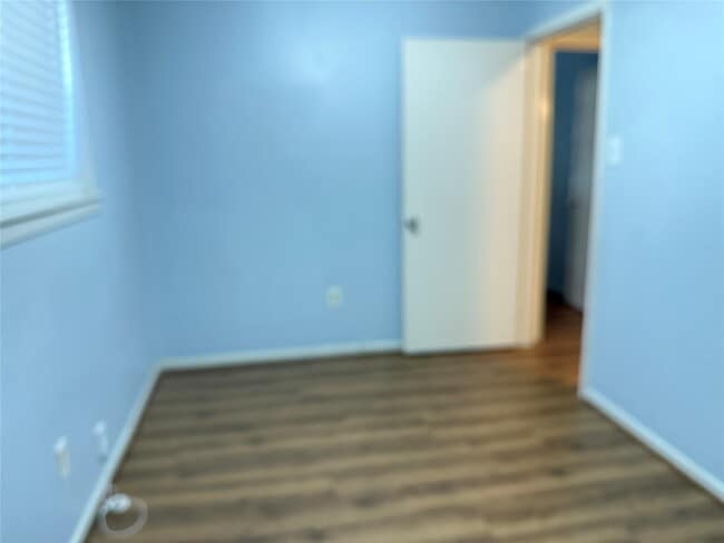 Building Photo - 3122 Trail Lake Dr