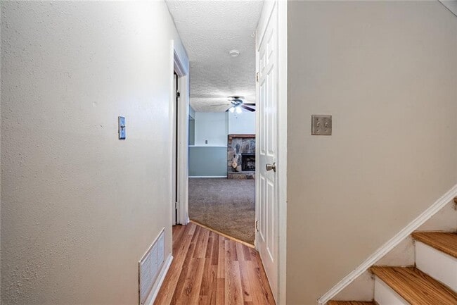 Building Photo - 2843 Pine Meadow Dr