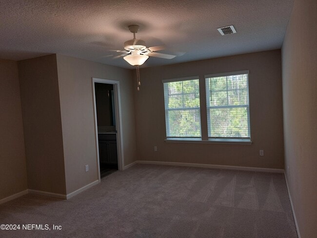 Building Photo - 12866 Josslyn Ln