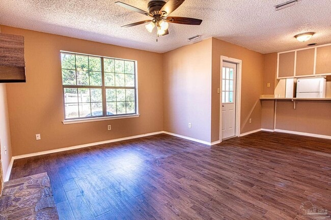 Building Photo - 6242 Ridgegate Cir