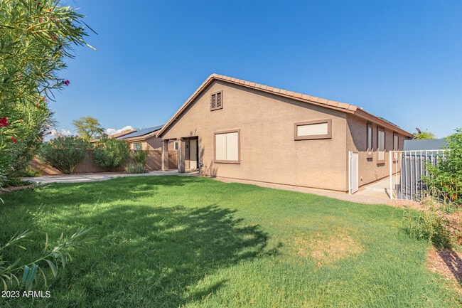 Building Photo - 11826 N 146th Ave