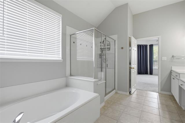 Building Photo - 3207 Warwick Ct