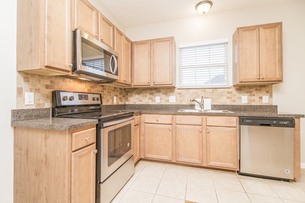 Building Photo - 105 Latham Ct